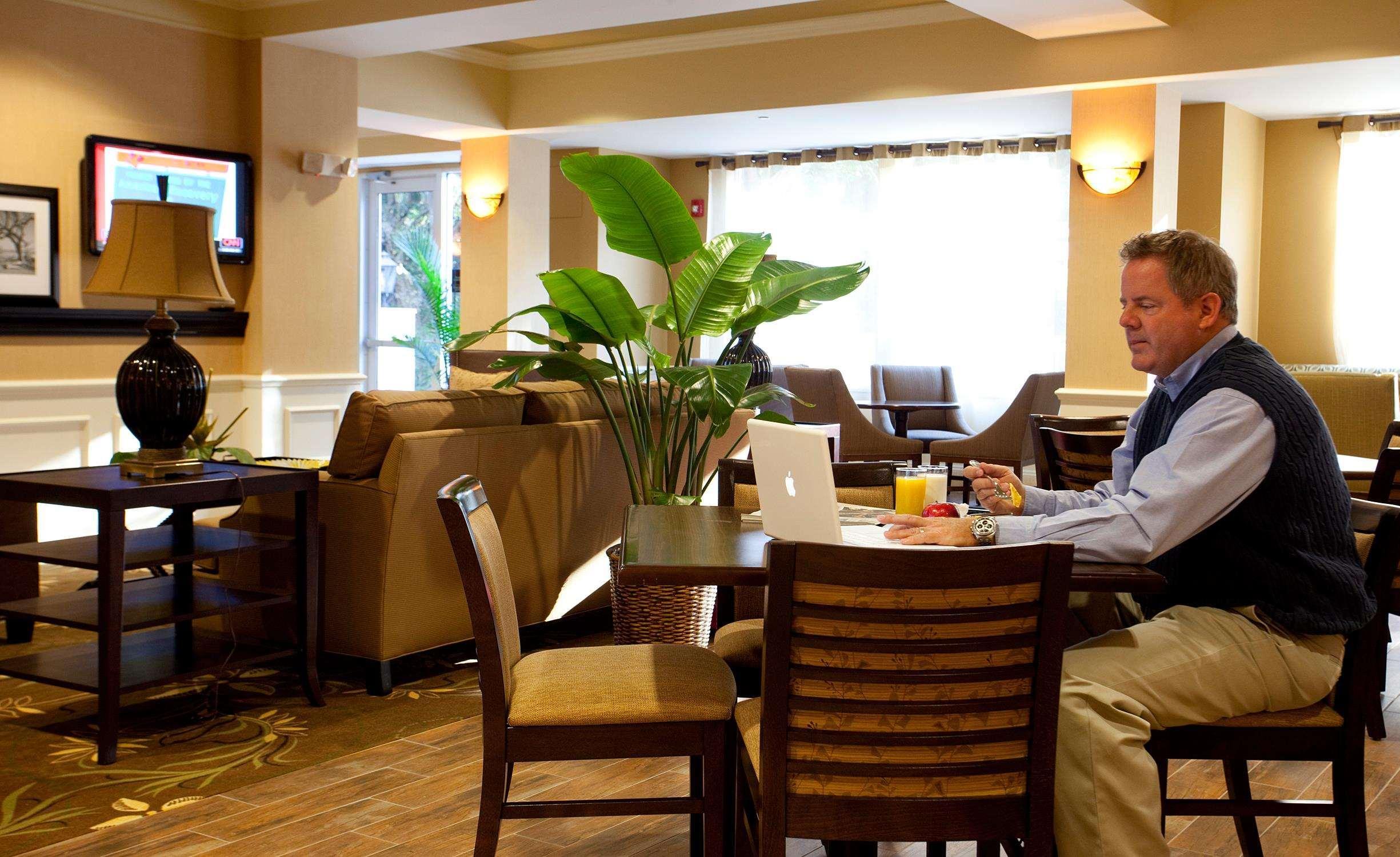 Hampton Inn & Suites Île de Jekyll Restaurant photo